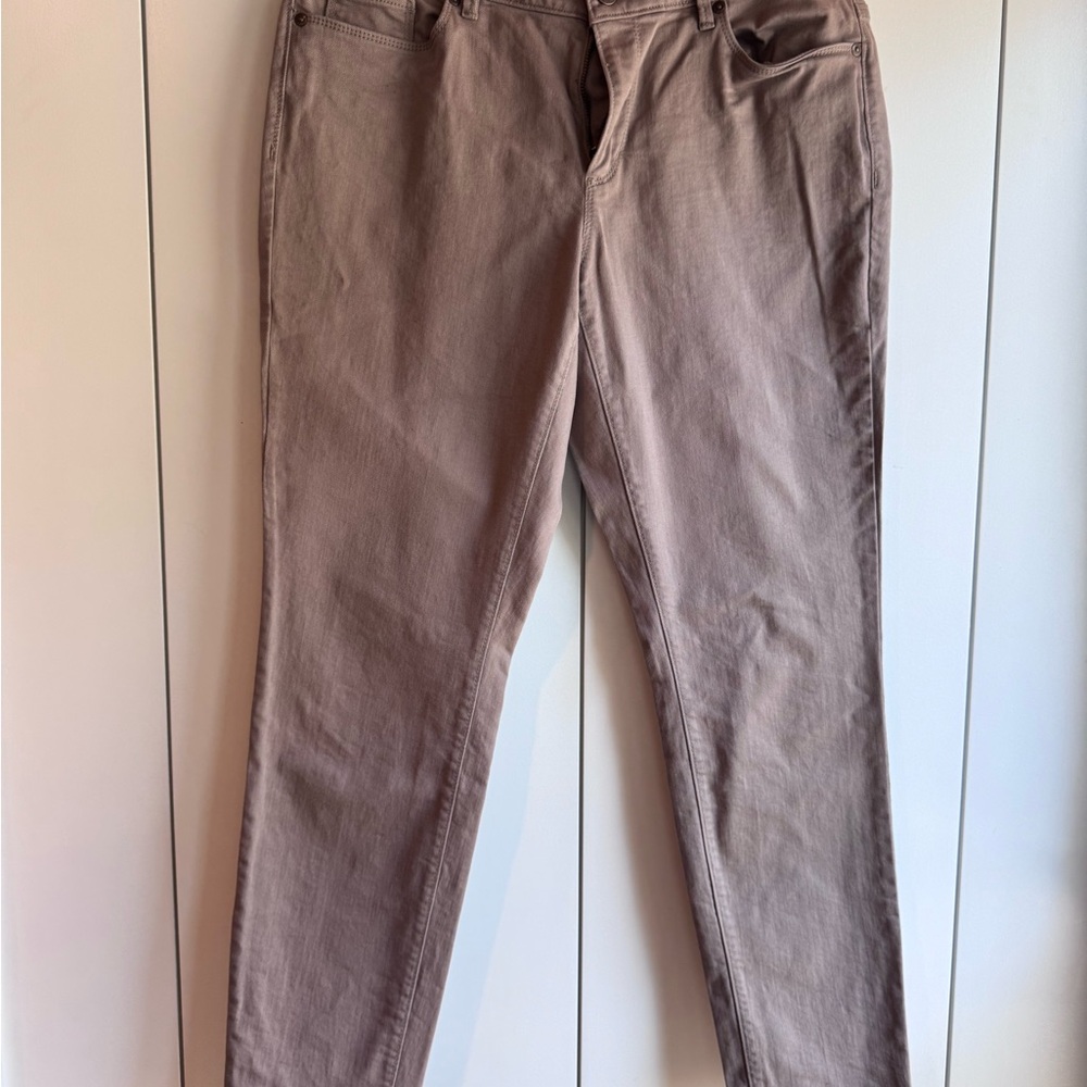 LOFT Curvy Skinny Pants in Taupe